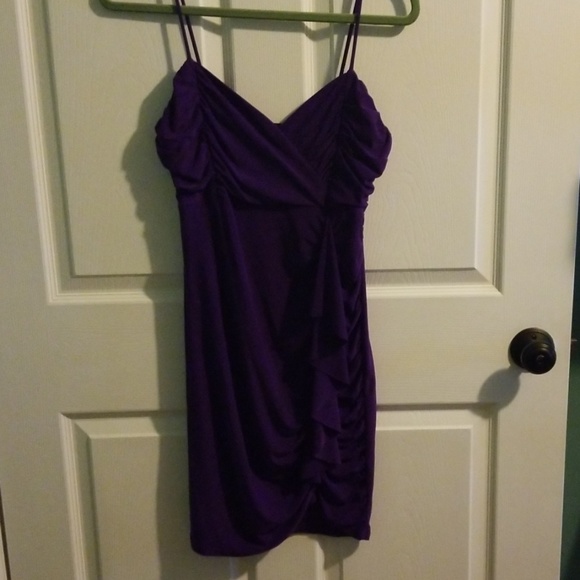 Dress - Picture 1 of 5